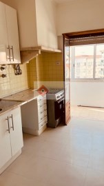 Apartment 3 Bedrooms in Alcântara