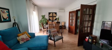 Duplex 4 Bedrooms in Charneca de Caparica e Sobreda