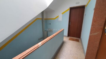 Piso 3 Habitaciones en Almada, Cova da Piedade, Pragal e Cacilhas