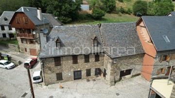 CASA Y BORDA A REFORMAR