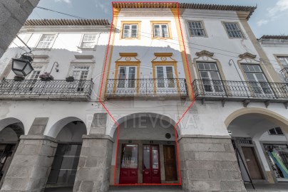 Prédio | Évora | Centro histórico | Praça do Giral