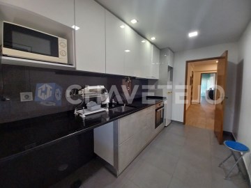 Apartamento T3 mobilado e equipado em Tomar.