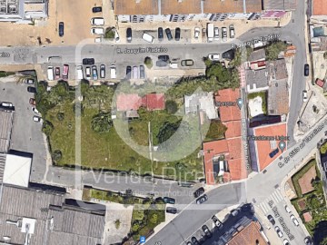 Terreno Rústico com 2000m², junto ao Polo Universi