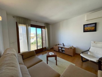 Apartment 3 Bedrooms in Sant Llorenç des Cardassar