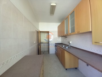 Apartamento 2 Quartos em Corroios