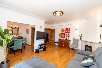 Apartment 4 Bedrooms in Montijo e Afonsoeiro