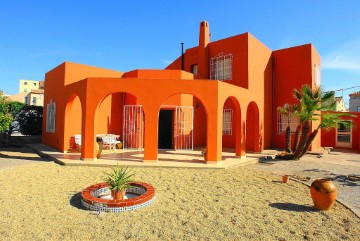 House 3 Bedrooms in Vera Pueblo