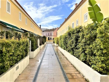 Apartamento com terraço, no coração do Monte Estor