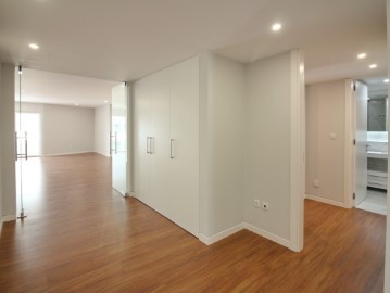 Modern central apartment