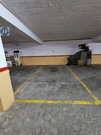 Lugar de estacionamento | Centro de Armação | 100 