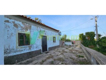 Terreno Misto com Casa para Recuperar em Monchique
