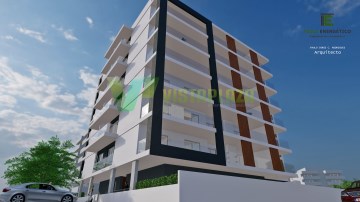 New 3 Bedroom Apartment, Portimão, Excellent Finis