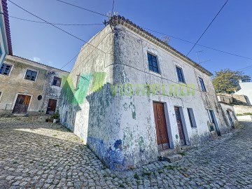 Casa no Centro de Monchique para Restaurar (2)