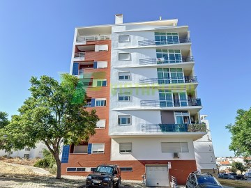Apartamento T1 em Portimão, Com um Lugar de Garage
