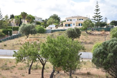 Terreno para construção de moradia unifamiliar, La