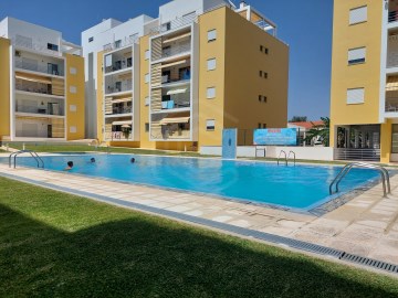 Appartement de 2 chambres à Armação de Pêra, pisci