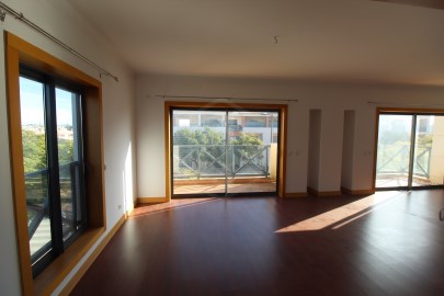 Apartamento T3+1, em Corcovada, Albufeira, Algarve