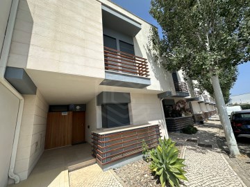 3+2 bedroom townhouse in a quiet area of Vilamoura