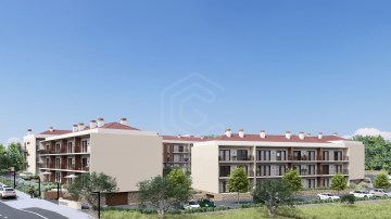 Apartamento T2 com piscina em Santo Estevão , Tavi