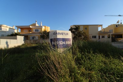 Terrain pour logements bien situés à Portimão