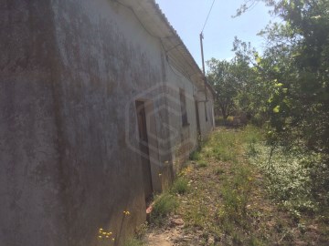 Maison en ruine pour récupérer