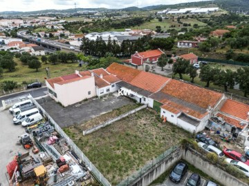 House 5 Bedrooms in Santo Antão e São Julião do Tojal