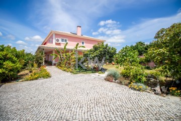 Maison 4 Chambres à Rio Maior