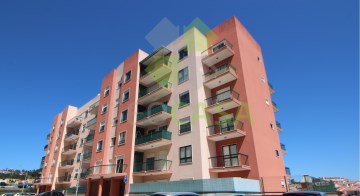 Excelente Apartamento T2 em Vale Flores, Sintra