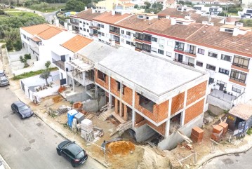 Moradia T3 em construção na Amoreira