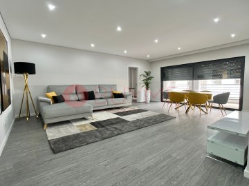 Apartamento T2 Novo para Venda em Olhão