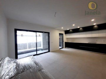 Apartamento 2 Quartos em Faro (Sé e São Pedro)