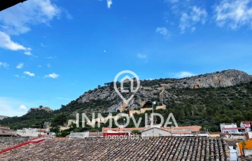 House 3 Bedrooms in Xàtiva