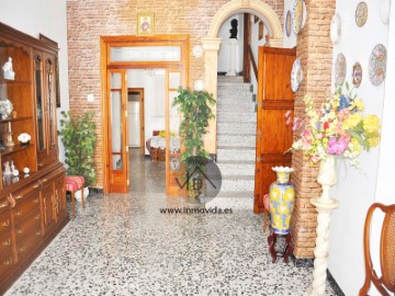House 5 Bedrooms in Xàtiva