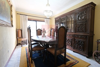 Villa Centro de Rio Tinto - Dining Room