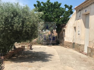 Casa con parcela para reformar en Cabezo de Torres