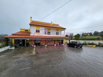 Commercial premises  in Casais e Alviobeira