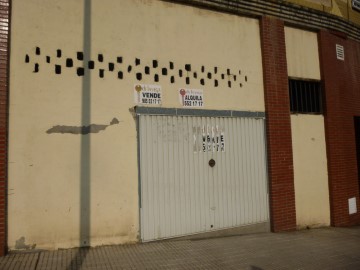 Commercial premises in El Carbayedo - El Quirinal