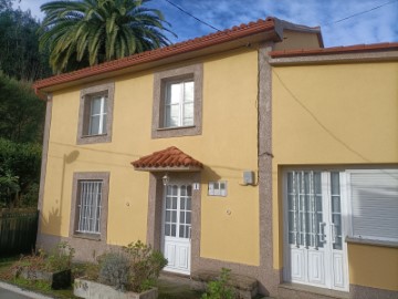 House 4 Bedrooms in A Malata - Catabois - Ciudad Jardín