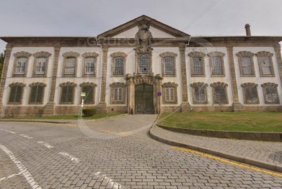 Quintas e casas rústicas em Lamego (Almacave e Sé)