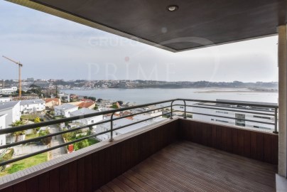 Apartment 3 Bedrooms in Aldoar, Foz do Douro e Nevogilde