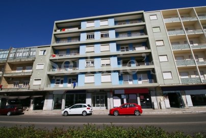 Fachada T4 Remodelado Praça de Touros Santarém