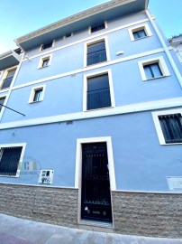 House 2 Bedrooms in Centro