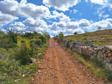 Caminho terreno Via Algarviana