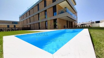 Piscina e jardim - Apartamento, A Casa das Casas