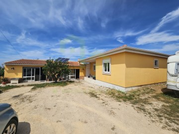 Garagem / Armazém, A Casa das Casas