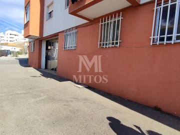 Industrial building / warehouse in Santa Maria Maior e Monserrate e Meadela