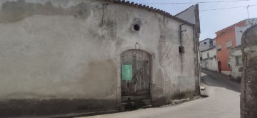 Moradia 2 Quartos em União Freguesias Santa Maria, São Pedro e Matacães