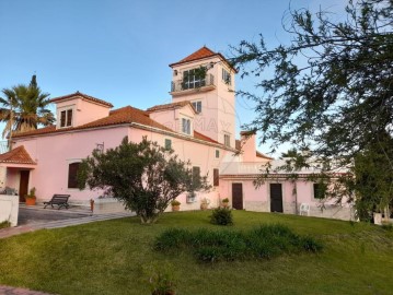 Quintas e casas rústicas  em Alhandra, São João dos Montes e Calhandriz
