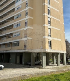 Apartment 4 Bedrooms in Olivais