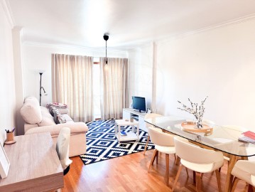 Apartment 2 Bedrooms in Vila Franca de Xira